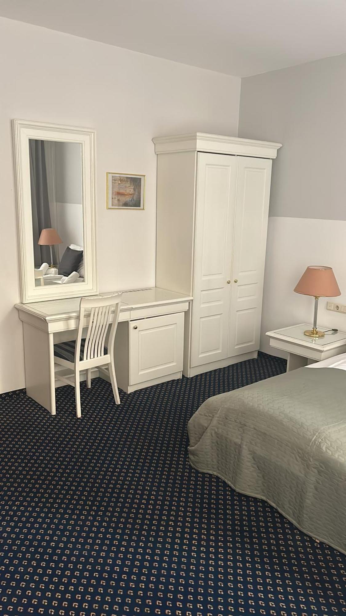Self-Check-In Hotel Adlon Vienna Exterior photo
